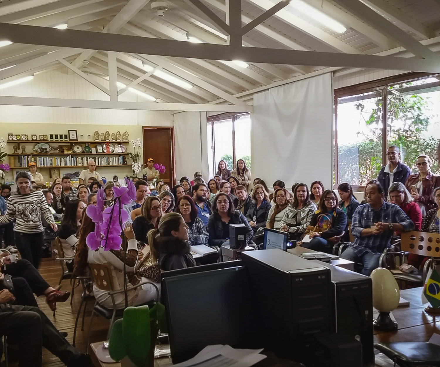 Reunião na Fazenda Alegria