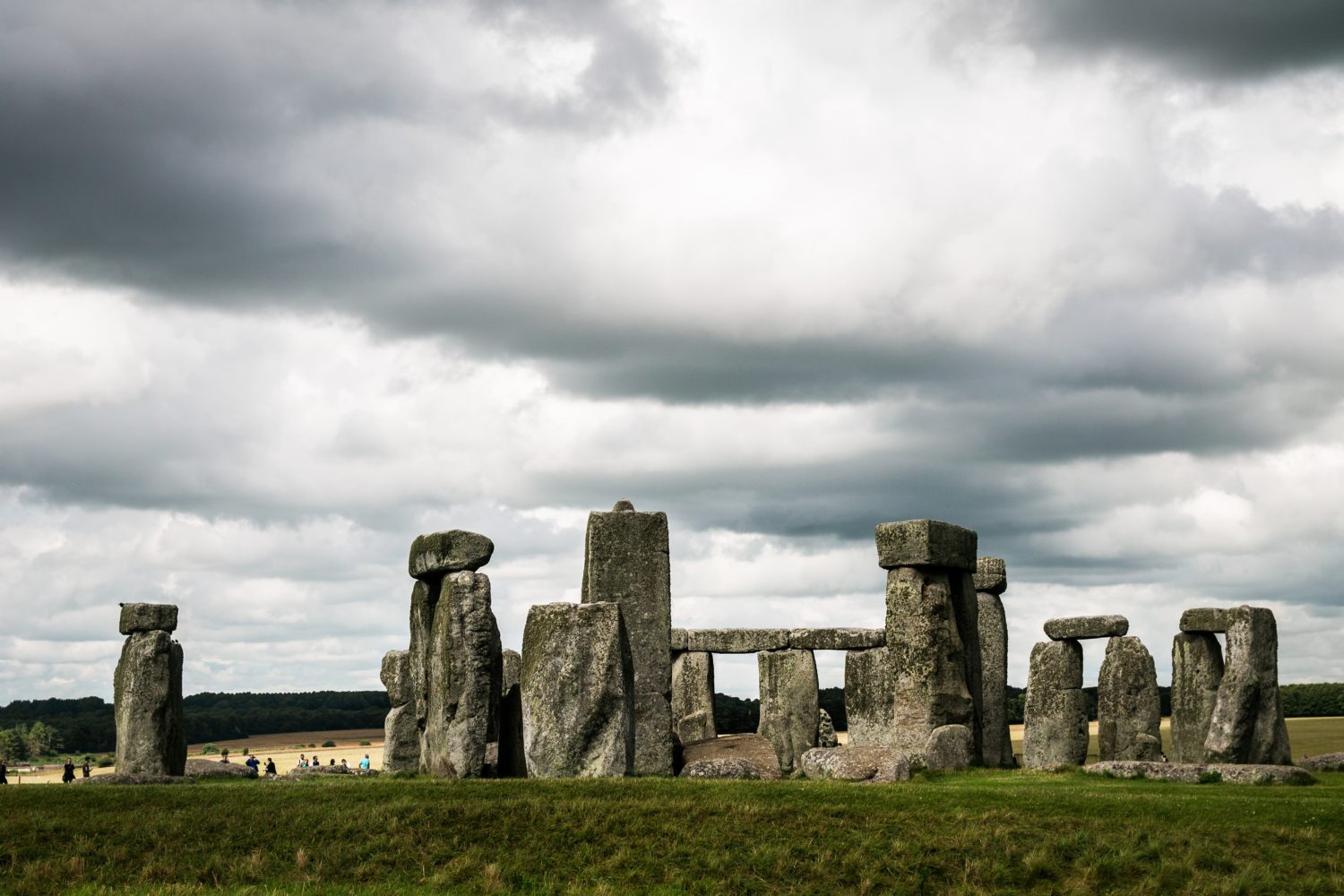 Stonehenge - Photo by Inja Pavlić on Unsplash