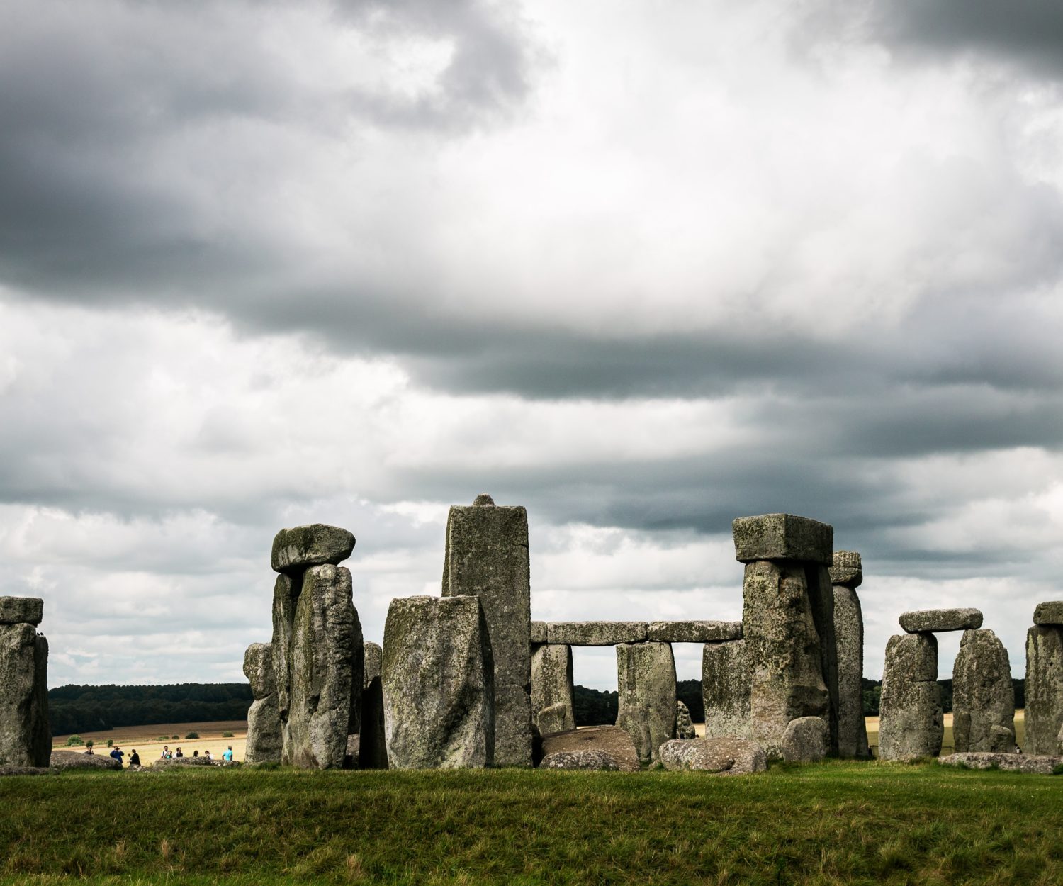 Stonehenge - Photo by Inja Pavlić on Unsplash